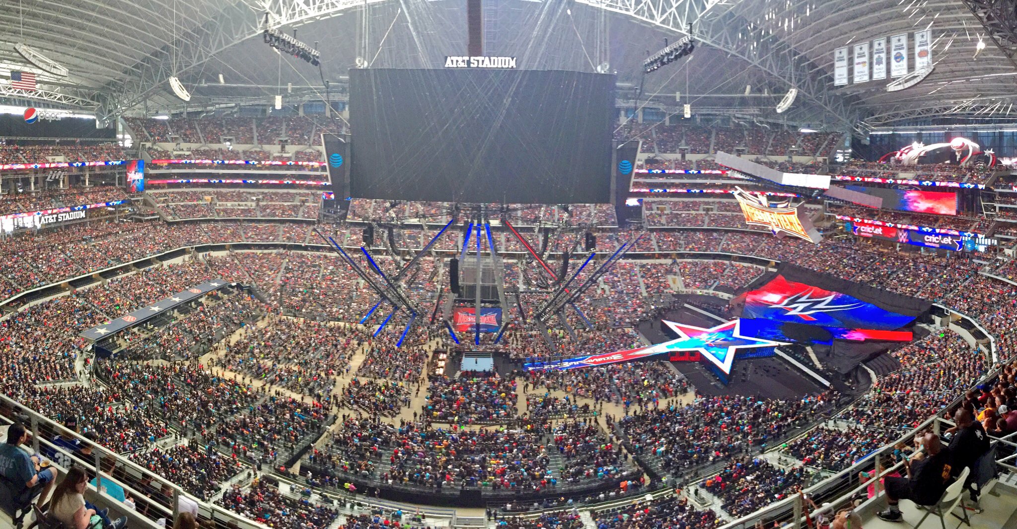 PHOTOS LIVE from WrestleMania 32 in Dallas!